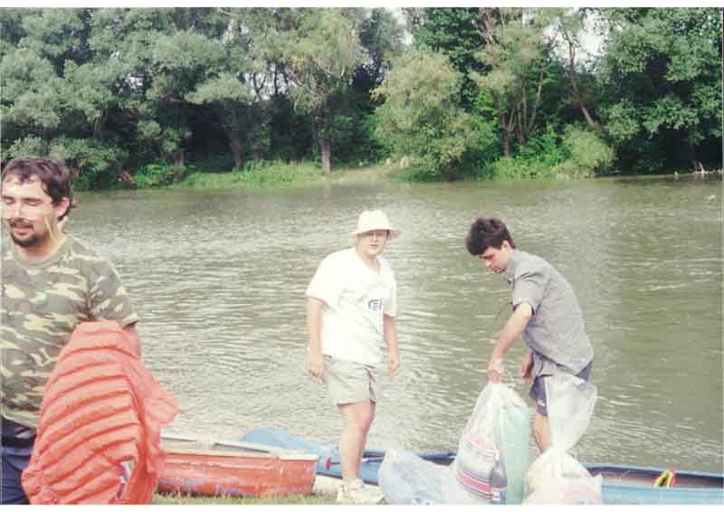 If picture is not shown here, it probably doesnot exist for this quality ... (choose another quality)