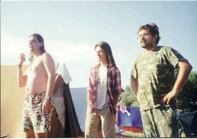 If picture is not shown here, it probably doesnot exist for this quality ... (choose another quality)