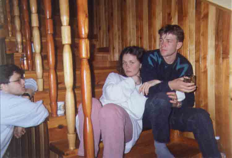 If picture is not shown here, it probably doesnot exist for this quality ... (choose another quality)