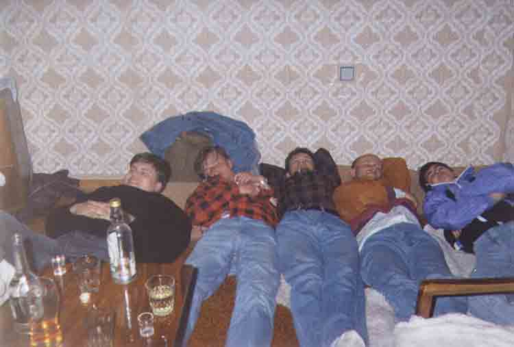 If picture is not shown here, it probably doesnot exist for this quality ... (choose another quality)