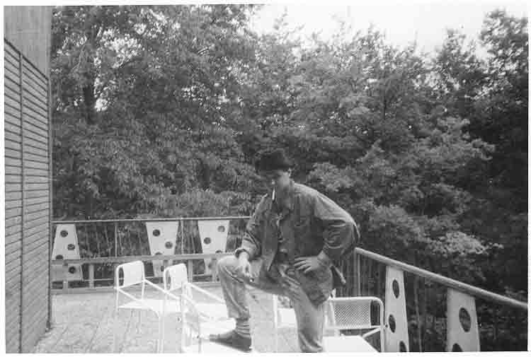 If picture is not shown here, it probably doesnot exist for this quality ... (choose another quality)