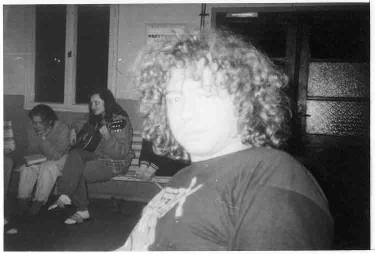 If picture is not shown here, it probably doesnot exist for this quality ... (choose another quality)