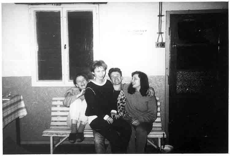 If picture is not shown here, it probably doesnot exist for this quality ... (choose another quality)