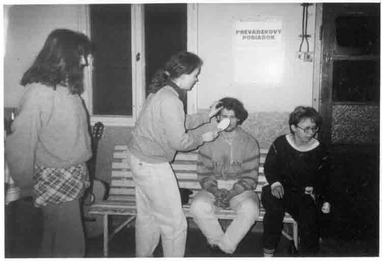 If picture is not shown here, it probably doesnot exist for this quality ... (choose another quality)