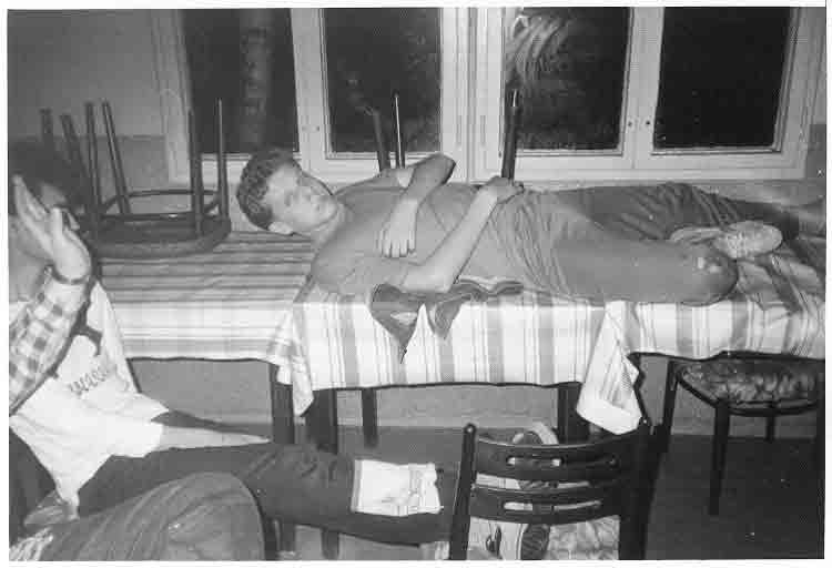 If picture is not shown here, it probably doesnot exist for this quality ... (choose another quality)