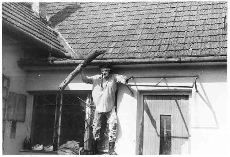 If picture is not shown here, it probably doesnot exist for this quality ... (choose another quality)