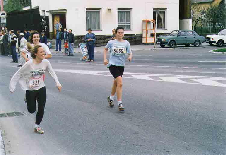 If picture is not shown here, it probably doesnot exist for this quality ... (choose another quality)