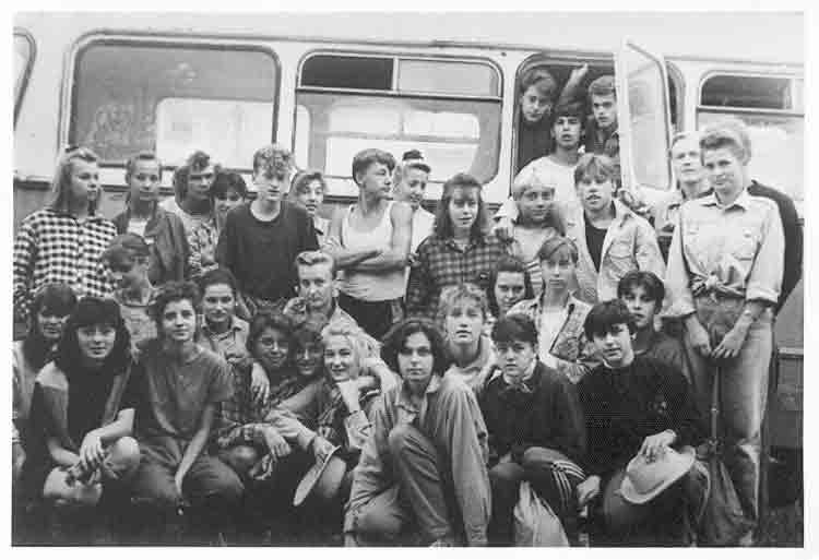 If picture is not shown here, it probably doesnot exist for this quality ... (choose another quality)