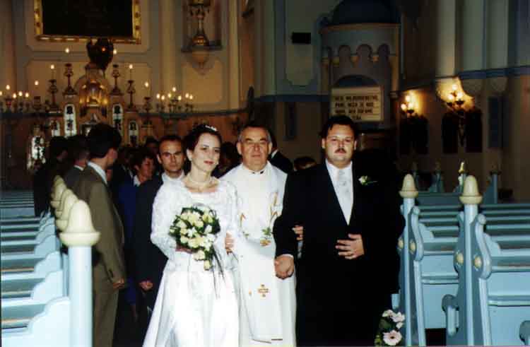 If picture is not shown here, it probably doesnot exist for this quality ... (choose another quality)