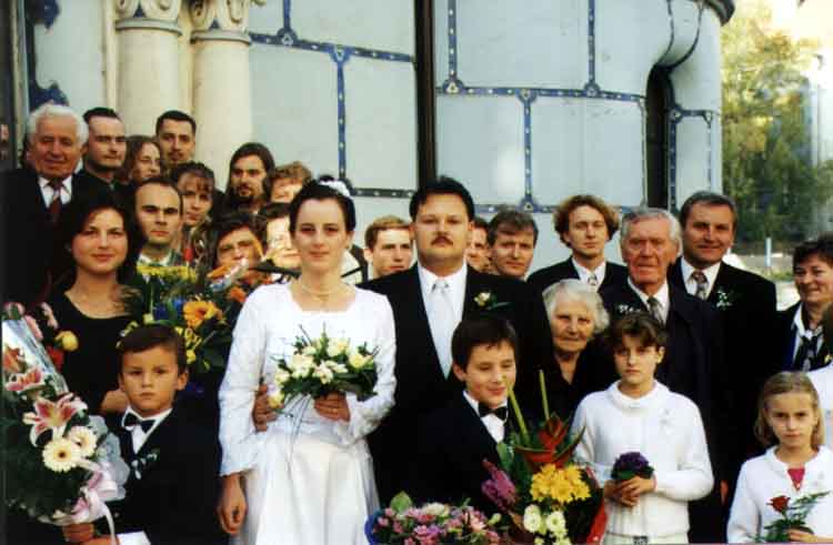 If picture is not shown here, it probably doesnot exist for this quality ... (choose another quality)