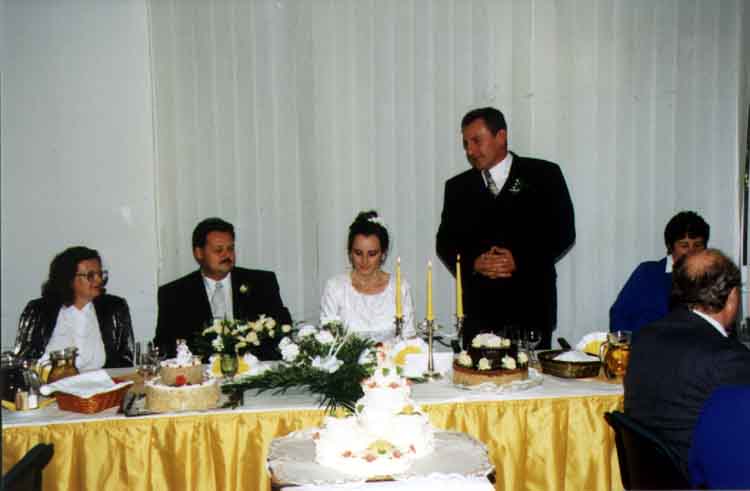 If picture is not shown here, it probably doesnot exist for this quality ... (choose another quality)