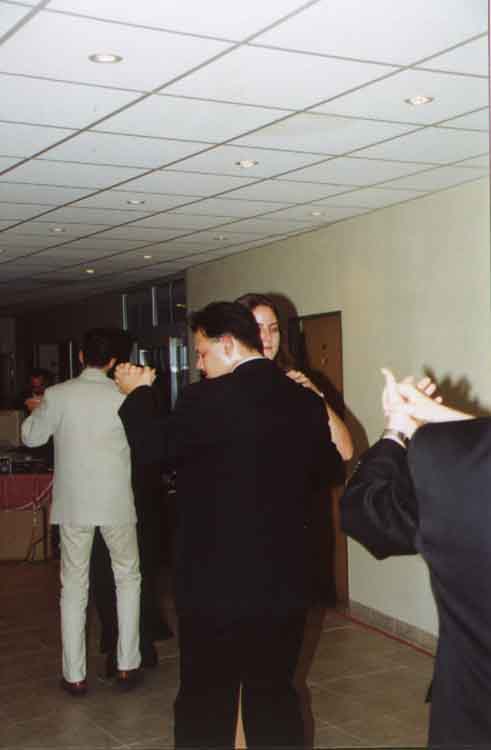 If picture is not shown here, it probably doesnot exist for this quality ... (choose another quality)