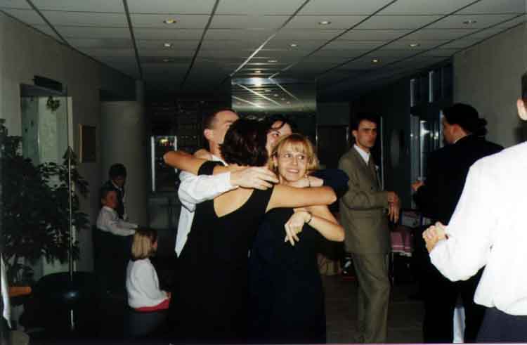 If picture is not shown here, it probably doesnot exist for this quality ... (choose another quality)