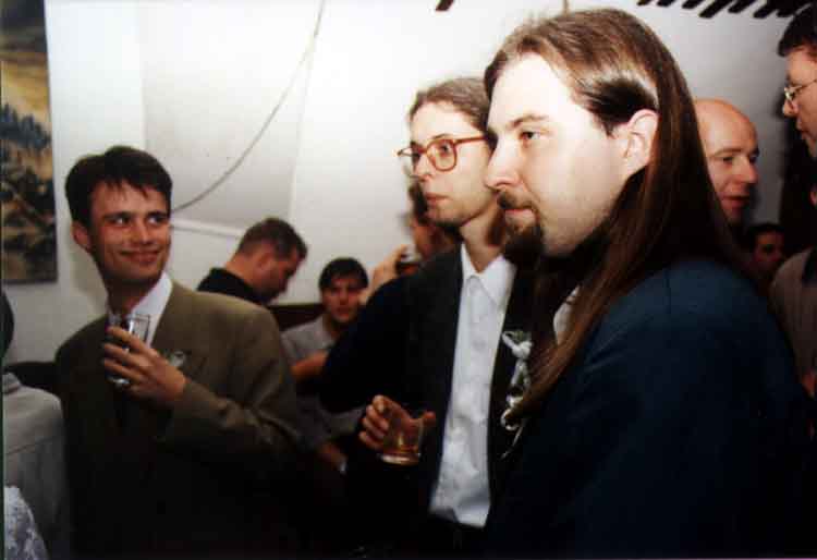 If picture is not shown here, it probably doesnot exist for this quality ... (choose another quality)